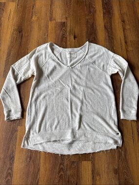 O'Neill Cream V-Neck Women's Pullover with Lace Sleeve Insets
